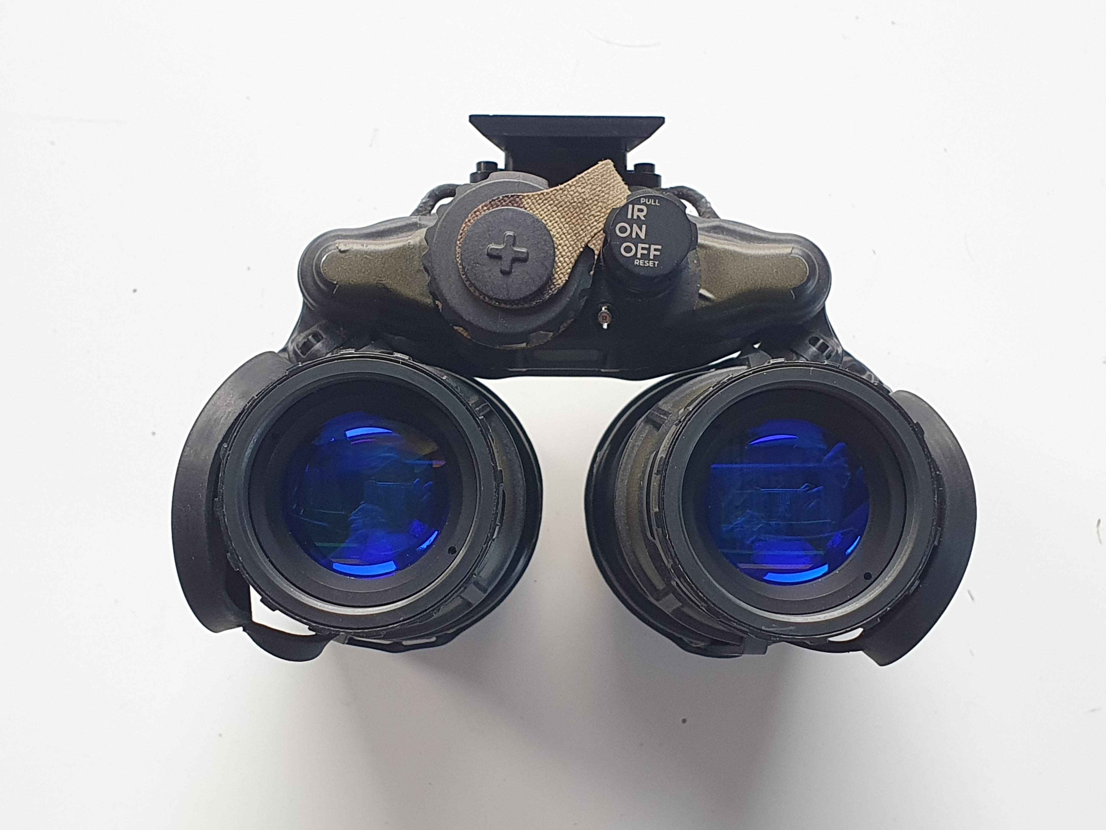 ACT IN BLACK DTNVS L3 - USED